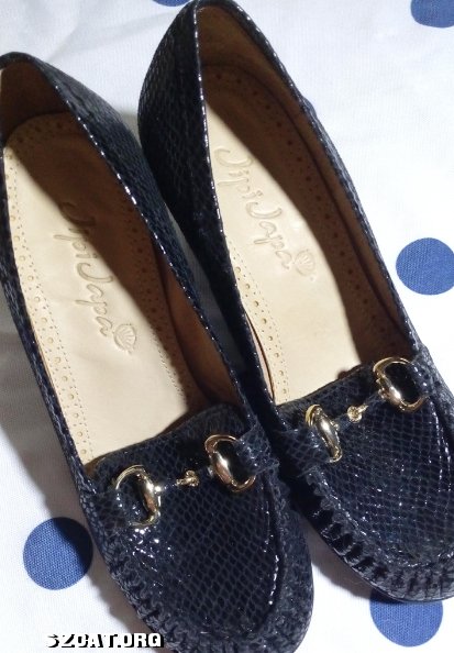 转几双鞋子,思加图和百丽旗下高端品牌JIPI JA